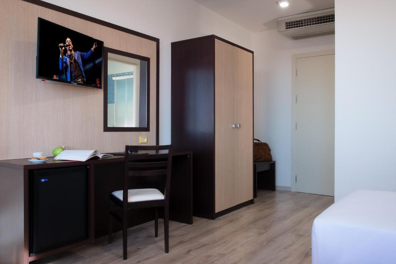 Cdh Hotel Modena Ngoại thất bức ảnh